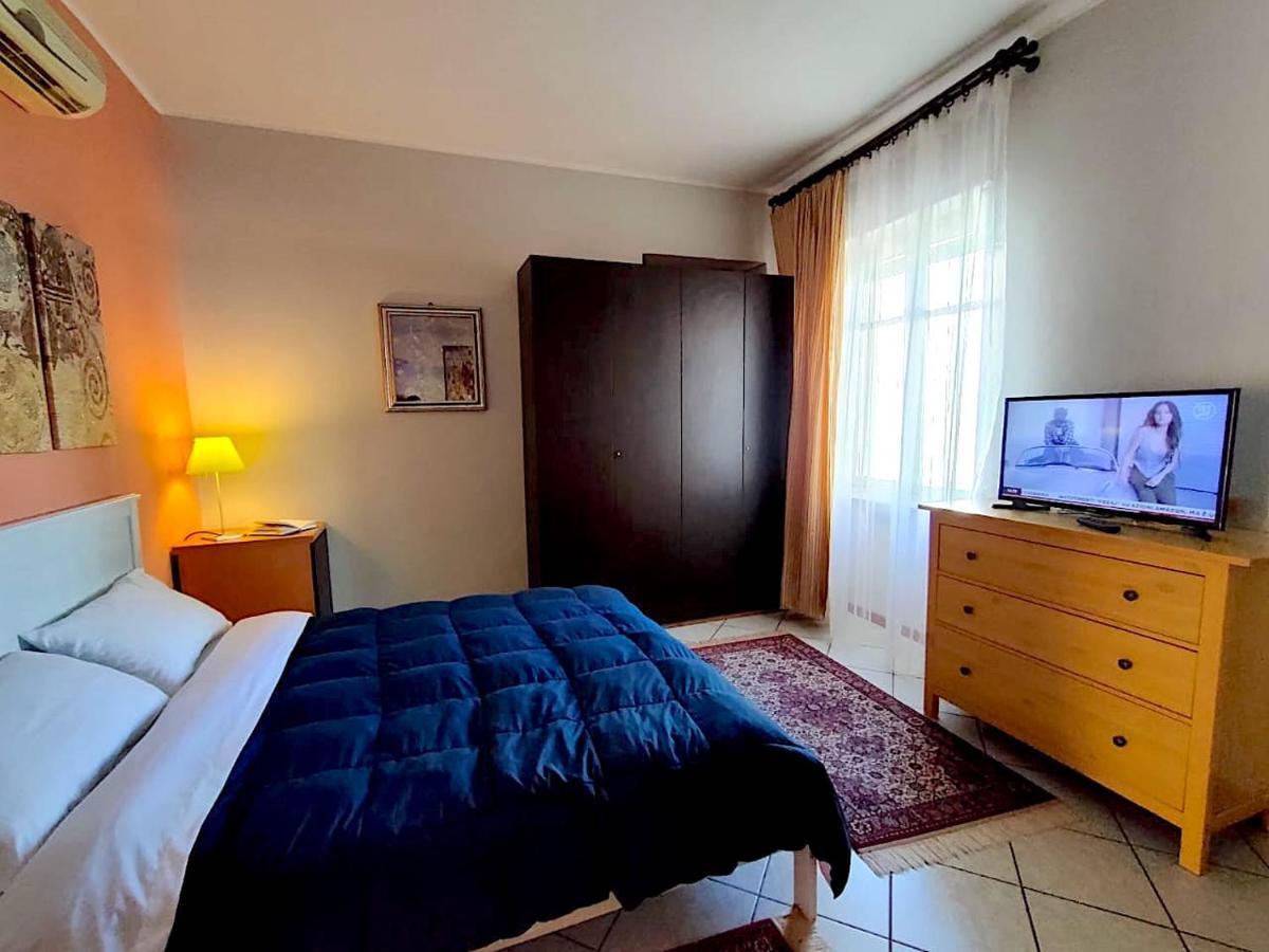 Alba La Capitale Delle Langhe Apartment Bagian luar foto